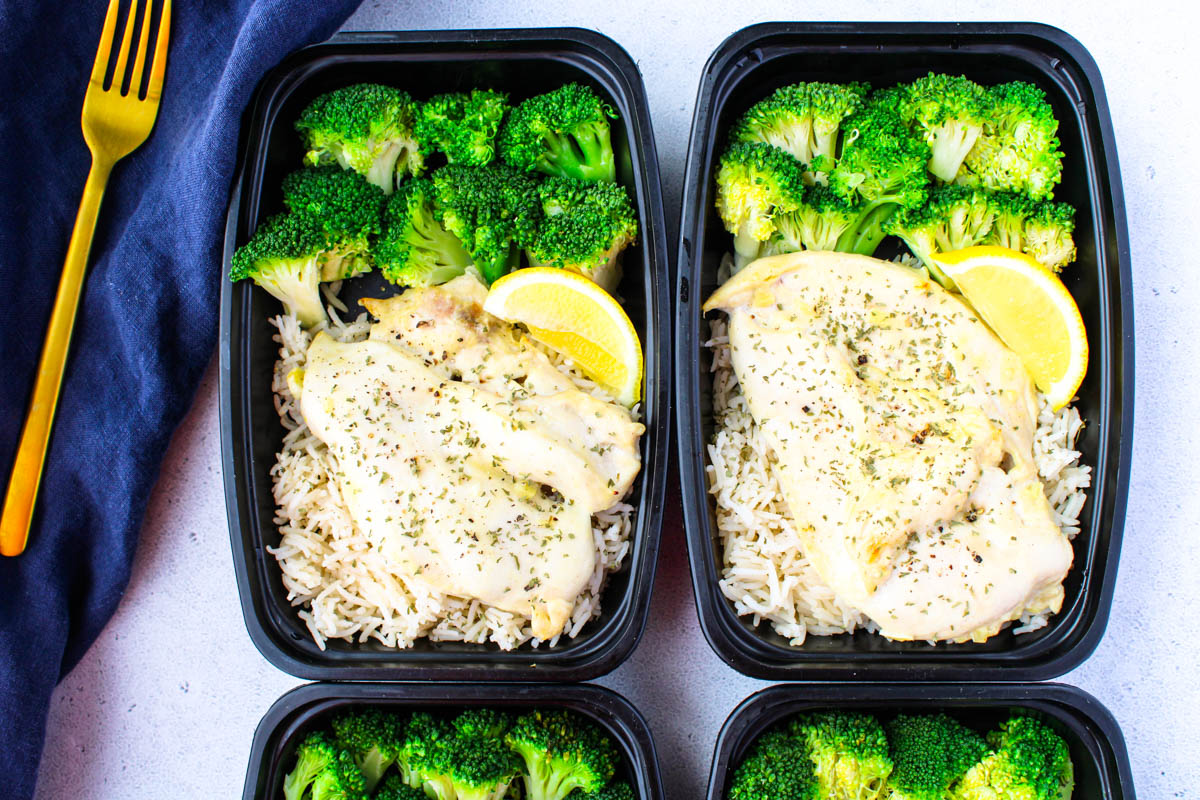 25 Minute Chicken and Rice Meal Prep with Broccoli - Key To My Lime