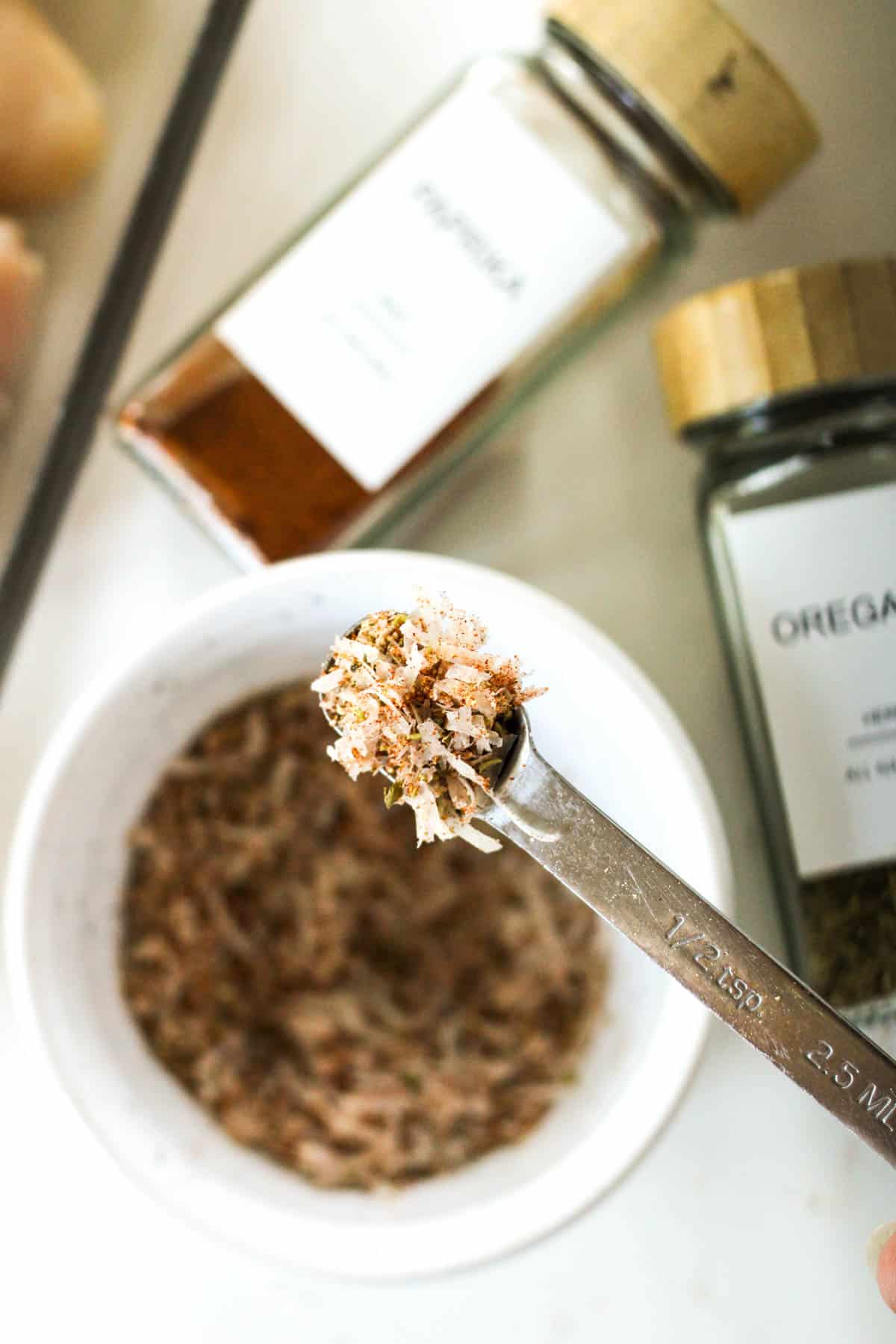 A mix of herbs and parmesan cheese for chicken breasts.